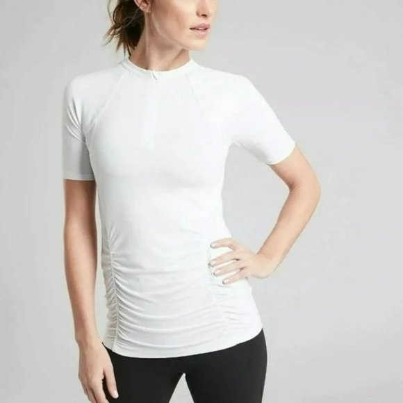 NWT Athleta PACIFIA Contoured Tee in ICE UPF 50+ M - Picture 1 of 11